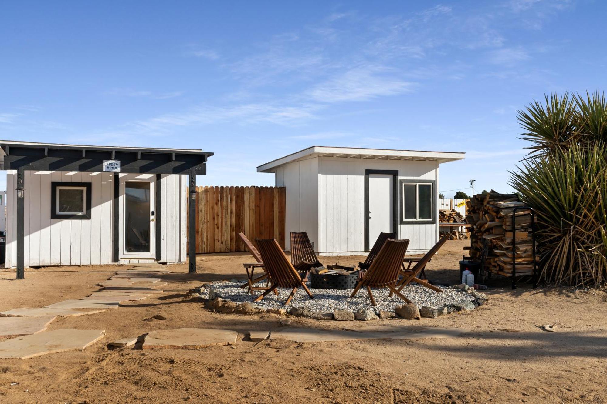 Private Jt Cabin - Ev L2 Station, Hammocks, Fire Pit, Bbq, Bocce Ball, Cornhole Yucca Valley Bagian luar foto